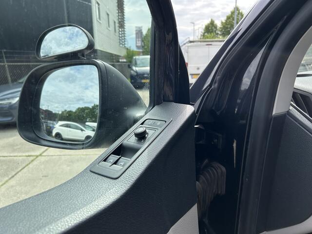 Volkswagen Transporter 2.0 TDI 150 PK ZWART NAVI MARGE EURO 6