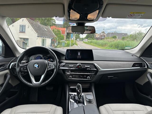 BMW 5-Serie Touring 520i Corporate Lease Executive, Carplay, Leder, Elektrische klep, Stoelverwarming,