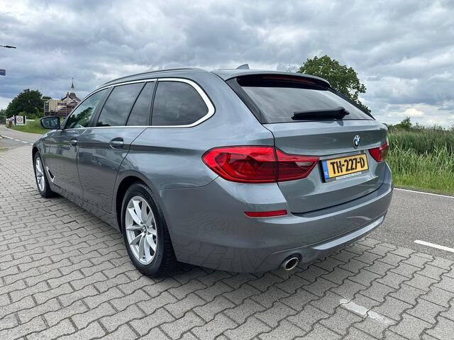 BMW 5-Serie Touring 520i Corporate Lease Executive, Carplay, Leder, Elektrische klep, Stoelverwarming,