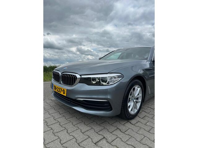BMW 5-Serie Touring 520i Corporate Lease Executive, Carplay, Leder, Elektrische klep, Stoelverwarming,
