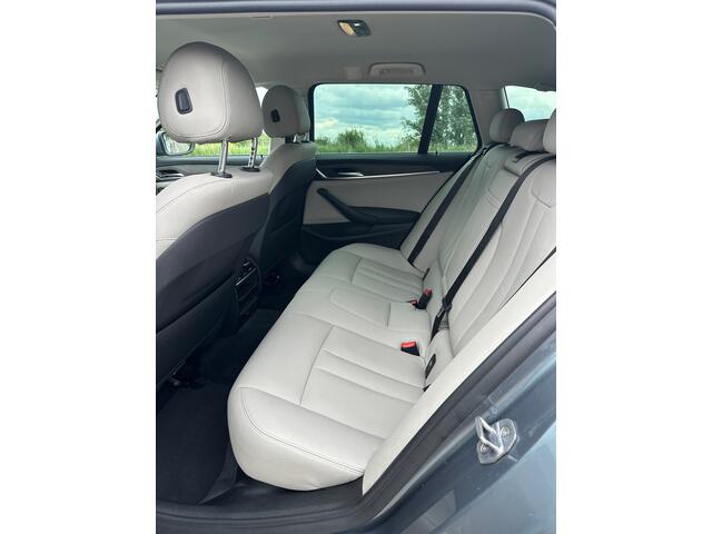 BMW 5-Serie Touring 520i Corporate Lease Executive, Carplay, Leder, Elektrische klep, Stoelverwarming,