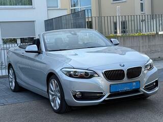 BMW 2-SERIE Cabrio 220iA LUXURY ** ADAPT. LED, LEDER, NAVI, VERW. STUUR CAMERA, 18-inch LMV ** UNFALLFREI - Slechts 36.000km. ** ** INFORMEER OOK NAAR ONZE AANTREKKELIJKE FINANCIAL-LEASE TARIEVEN **