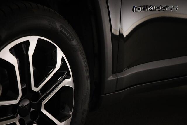 Jeep Compass 4xe 190 Plug-in Hybrid Electric Night Eagle | SOH 97% | HALF LEDER | DRAADLOZE LADER | DAB | APPLE | 360 CAMERA