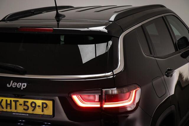 Jeep Compass 4xe 190 Plug-in Hybrid Electric Night Eagle | SOH 97% | HALF LEDER | DRAADLOZE LADER | DAB | APPLE | 360 CAMERA