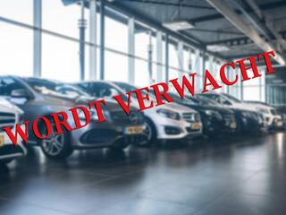 MERCEDES-BENZ CLA-KLASSE Coup� 180 Business Solution AMG | Panorama dak