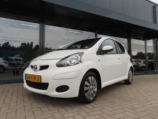 TOYOTA AYGO 1.0-12V Xcite White Airco 5 Deurs 2009