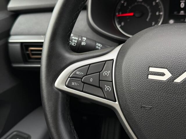Dacia Jogger 1.0 TCe 110 Extreme 5p I Camera I Trekhaak I LED I Stoelverwarming I Cruise I DAB