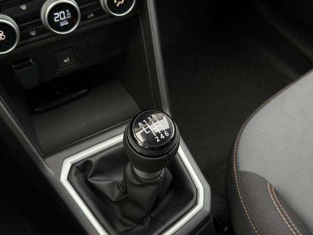 Dacia Jogger 1.0 TCe 110 Extreme 5p I Camera I Trekhaak I LED I Stoelverwarming I Cruise I DAB