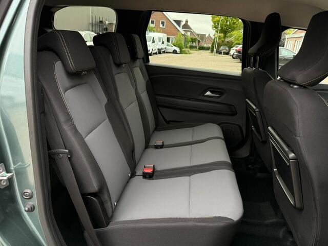 Dacia Jogger 1.0 TCe 110 Extreme 5p I Camera I Trekhaak I LED I Stoelverwarming I Cruise I DAB