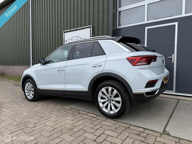 Volkswagen T-ROC 1.5 TSI Style|Virtual|Camera|CarPlay|Stuur vw|