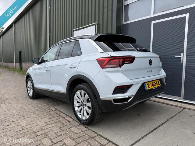 Volkswagen T-ROC 1.5 TSI Style|Virtual|Camera|CarPlay|Stuur vw|