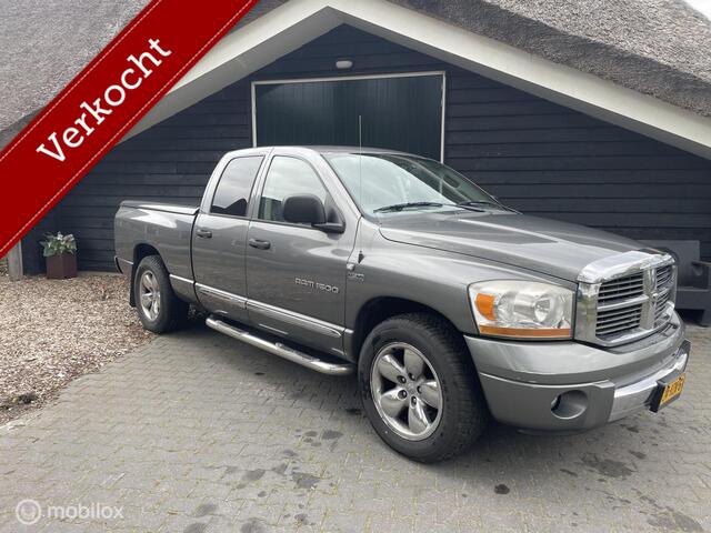 Dodge RAM PICKUP Pick-up 1500