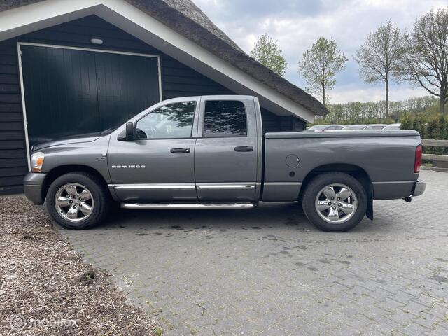 Dodge RAM PICKUP Pick-up 1500