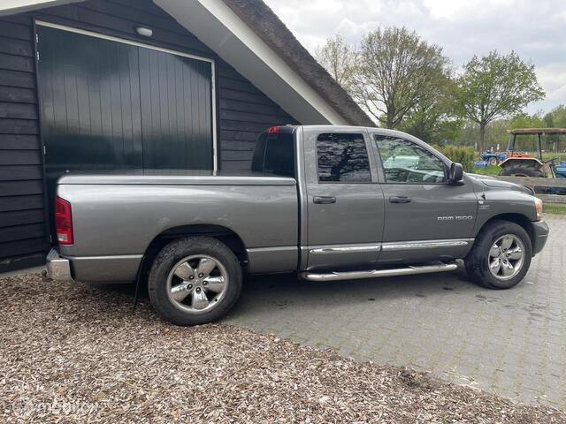 Dodge RAM PICKUP Pick-up 1500
