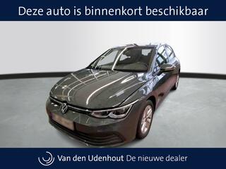 VOLKSWAGEN GOLF 1.5 TSI 130pk Life Business / Camera / LED Plus / Stoelverwarming