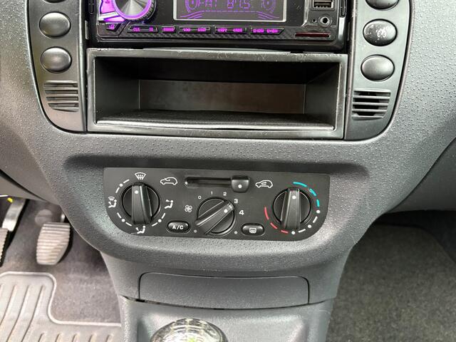 Citroen C2 Attraction 1.1i airco -