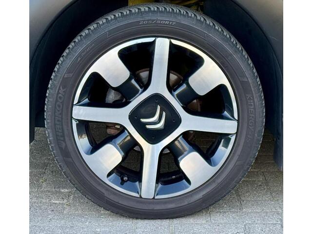 Citroen C4 CACTUS 1.2 Shine | Lage KM NAP | RIJKLAAR EN RIEM v.v. | Camera | Cruise | Zeer Nette Staat |