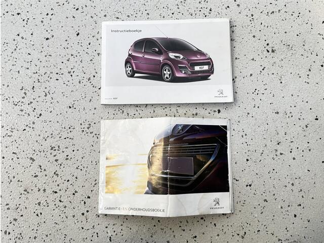Peugeot 107 1.0 Envy | NL| Airco | C.V | Elec Ramen | Radio/CD |