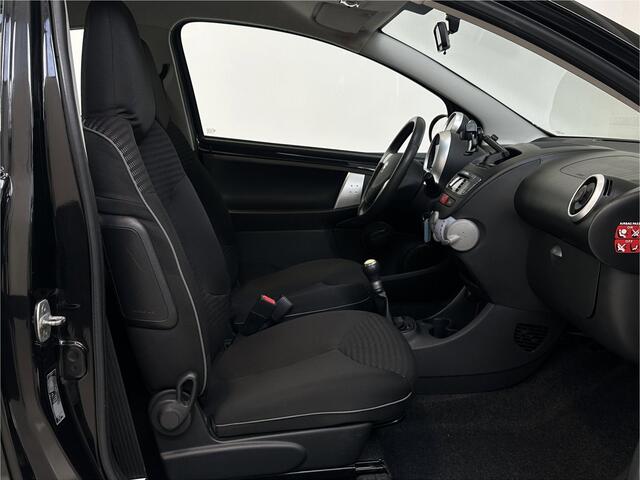 Peugeot 107 1.0 Envy | NL| Airco | C.V | Elec Ramen | Radio/CD |