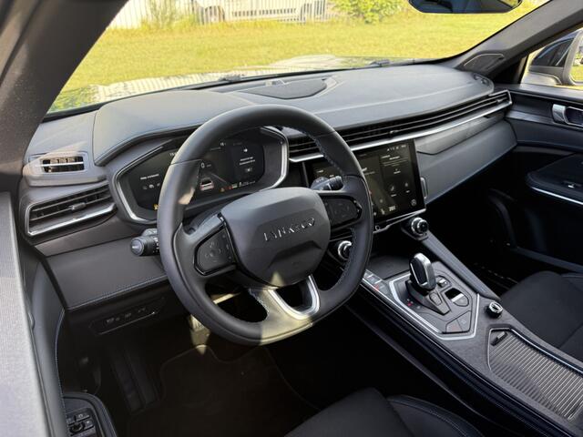 Lynk & Co 01 1.5 Full Black Edition | 360 graden camera | zwarte hemelbekleding | Apple Carplay/Android Auto | lichtmetalen wielen |