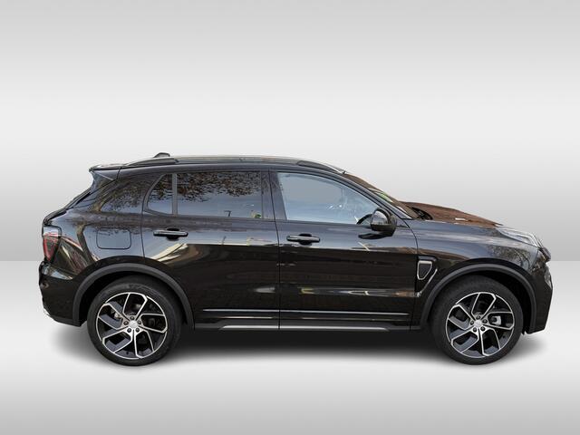 Lynk & Co 01 1.5 Full Black Edition | 360 graden camera | zwarte hemelbekleding | Apple Carplay/Android Auto | lichtmetalen wielen |