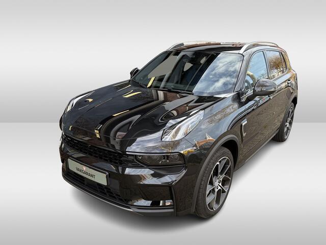 Lynk & Co 01 1.5 Full Black Edition | 360 graden camera | zwarte hemelbekleding | Apple Carplay/Android Auto | lichtmetalen wielen |