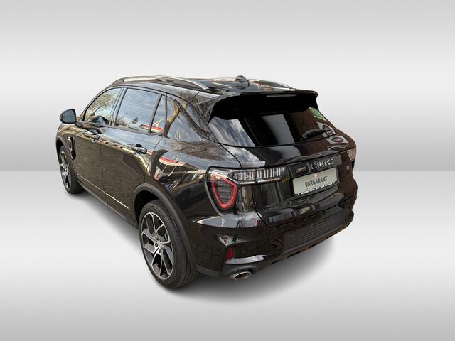 Lynk & Co 01 1.5 Full Black Edition | 360 graden camera | zwarte hemelbekleding | Apple Carplay/Android Auto | lichtmetalen wielen |