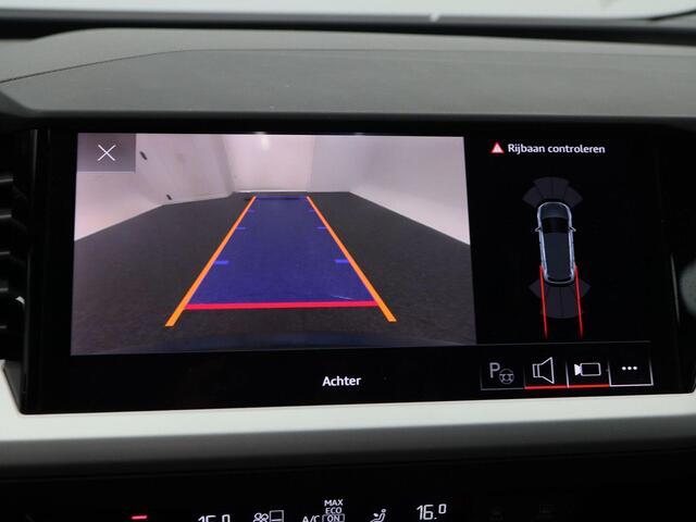 Audi Q4 e-tron 40 Advanced edition 77 kWh | Stoelverwarming | Camera | Adaptive Cruise | Matrix LED | CarPlay | 19 Inch | 44.728 Km 