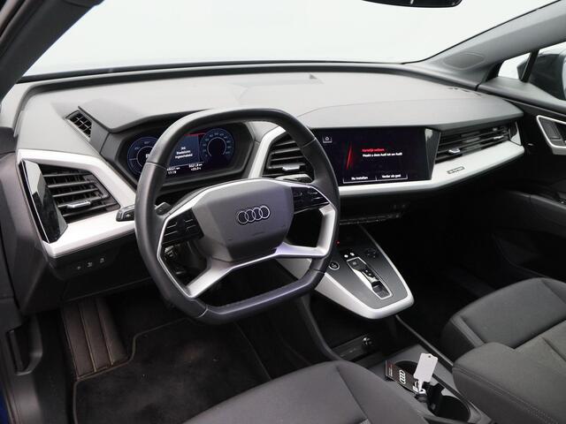 Audi Q4 e-tron 40 Advanced edition 77 kWh | Stoelverwarming | Camera | Adaptive Cruise | Matrix LED | CarPlay | 19 Inch | 44.728 Km 