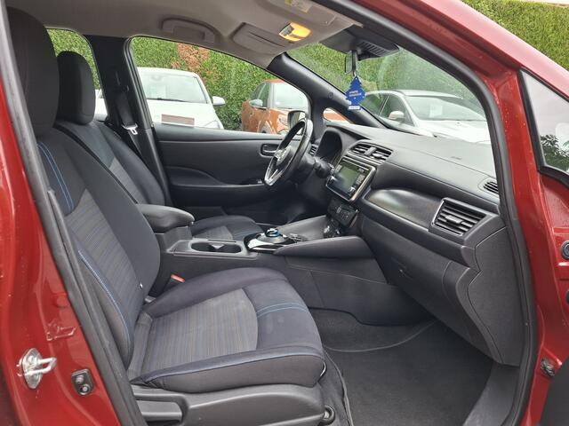 Nissan Leaf Acenta 40 kWh 6600.- EX BTW SOH 84.8% CLIMAT/CRUISE/NAVI 150PK