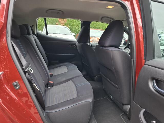 Nissan Leaf Acenta 40 kWh 6600.- EX BTW SOH 84.8% CLIMAT/CRUISE/NAVI 150PK