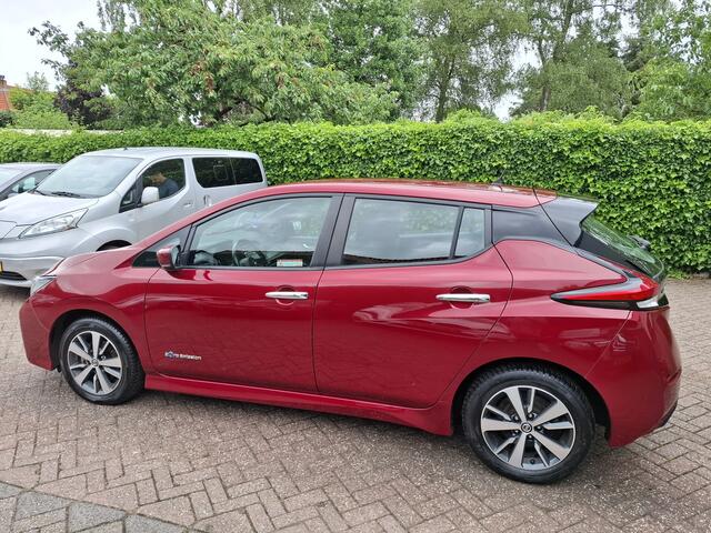 Nissan Leaf Acenta 40 kWh 6600.- EX BTW SOH 84.8% CLIMAT/CRUISE/NAVI 150PK