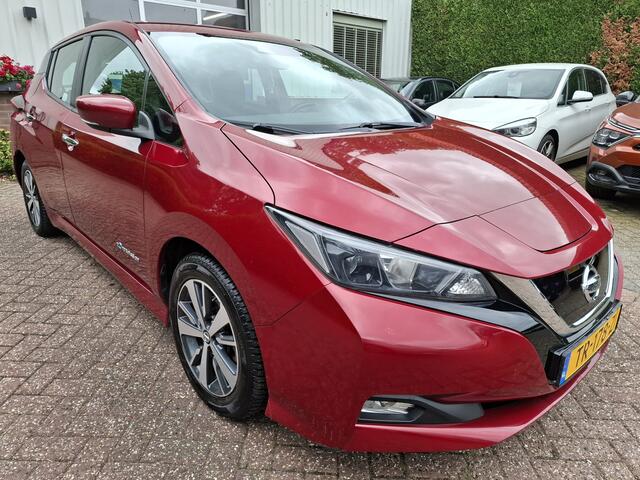 Nissan Leaf Acenta 40 kWh 6600.- EX BTW SOH 84.8% CLIMAT/CRUISE/NAVI 150PK