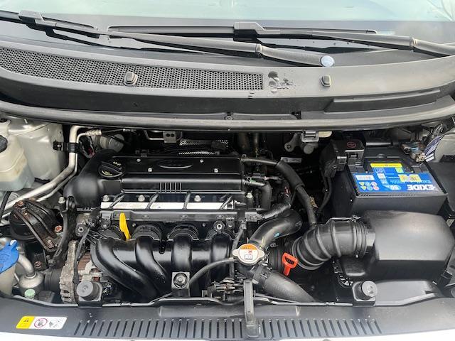 KIA Venga 1.6 CVVT automaat 1 jaar Bovag garantie, rijklaar Kia Venga 1.6 CVVT Plus Pack