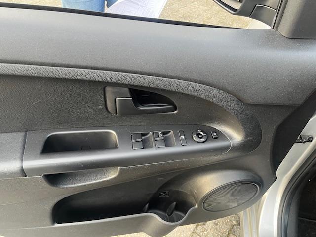 KIA Venga 1.6 CVVT automaat 1 jaar Bovag garantie, rijklaar Kia Venga 1.6 CVVT Plus Pack