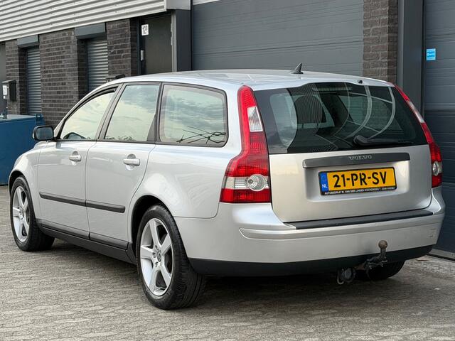Volvo V50 1.8 APK TREKHAAK