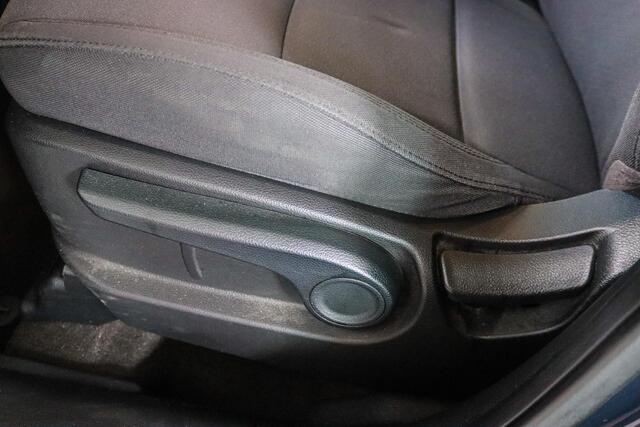 KIA Carens 1.6 GDi DynamicLine Trekhaak, Airco, Navigatie, Cruise Control