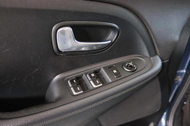 KIA Carens 1.6 GDi DynamicLine Trekhaak, Airco, Navigatie, Cruise Control