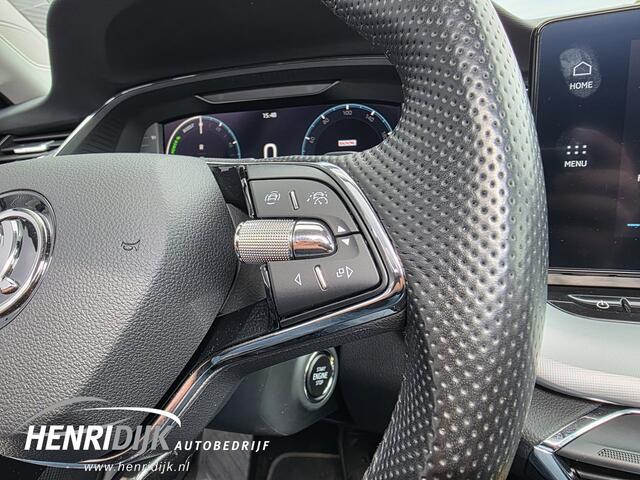 Skoda Octavia Combi 1.4 TSI iV PHEV Business Edition Plus Canton / Schuif Kantel Pano Dak / HUD / Camera