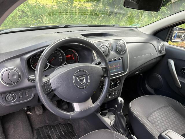 Dacia Logan MCV Prestige 0.9 TCe 90 pk - Navigatie - Trekhaak - Airco