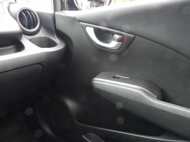 Honda Jazz 1.4 Hybrid Business Mode + VOLLEDIG LEER /INCL AFLEVERING EN BOVAG GARANTIE HYBRIDE