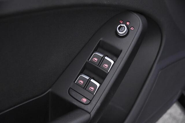 Audi A4 Avant 1.8 TFSI Pro Line Business Automaat Zeer Nette AutoAPK 