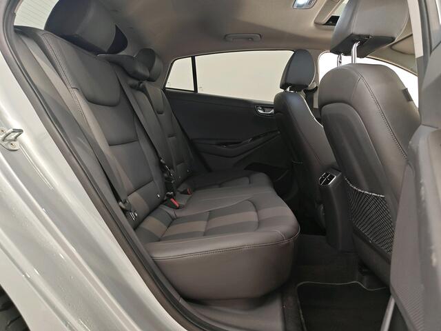 Hyundai Ioniq EV 38 kWh 136pk Premium Sky | SOH 100% | Schuifdak | Leder | Stuur- en Stoelverwarming | CarPlay | Camera | Navi |16
