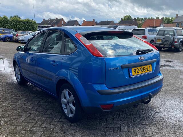 Ford Focus 1.6-16V First Edition