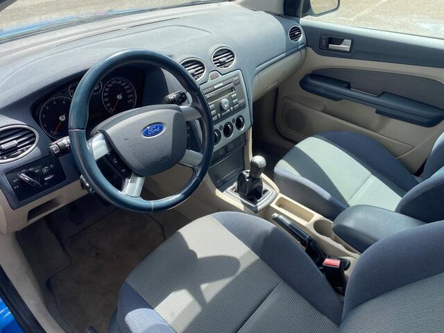 Ford Focus 1.6-16V First Edition