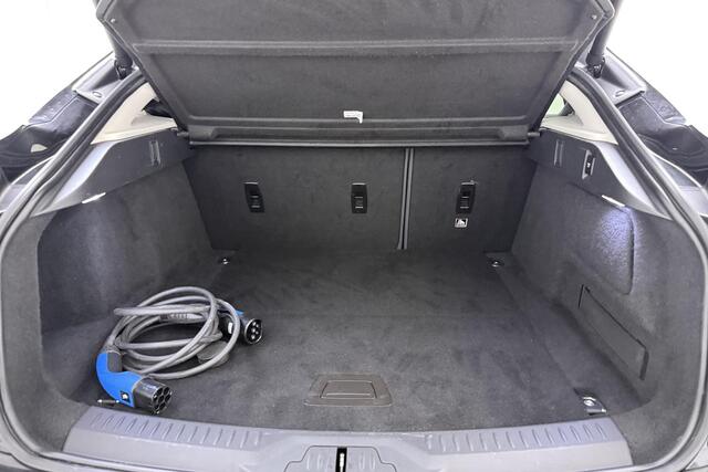 Jaguar I-Pace EV400 S 90 kWh SOH: 91% | Lederen bekleding | Elektrisch te openen achterklep | Keyless | Navigatie | Camera | Extra getint glas