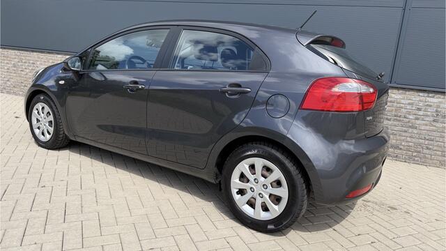 KIA RIO 1.2 CVVT ComfortLine Incl 12 maansden garantie  / Airco