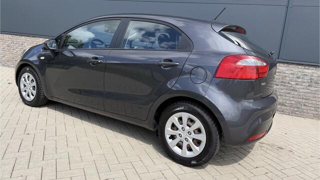KIA RIO 1.2 CVVT ComfortLine Incl 12 maansden garantie  / Airco