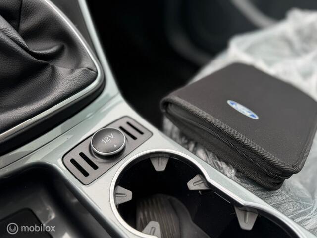 Ford C-MAX 1.0 Titanium