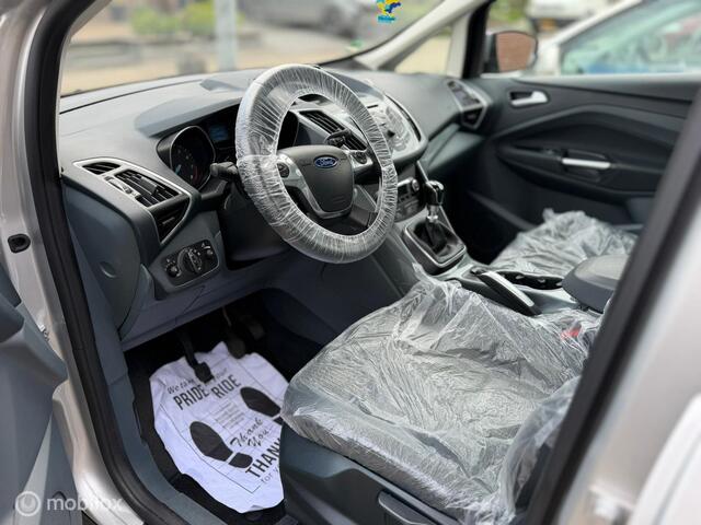 Ford C-MAX 1.0 Titanium